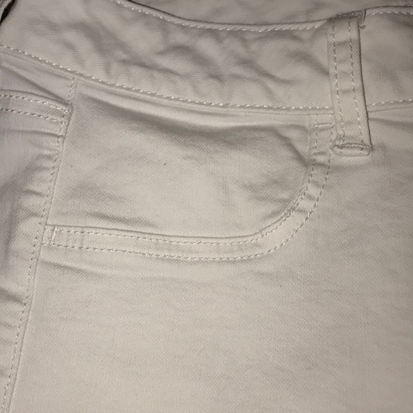 American Eagle Jeans - Picture 2 of 5